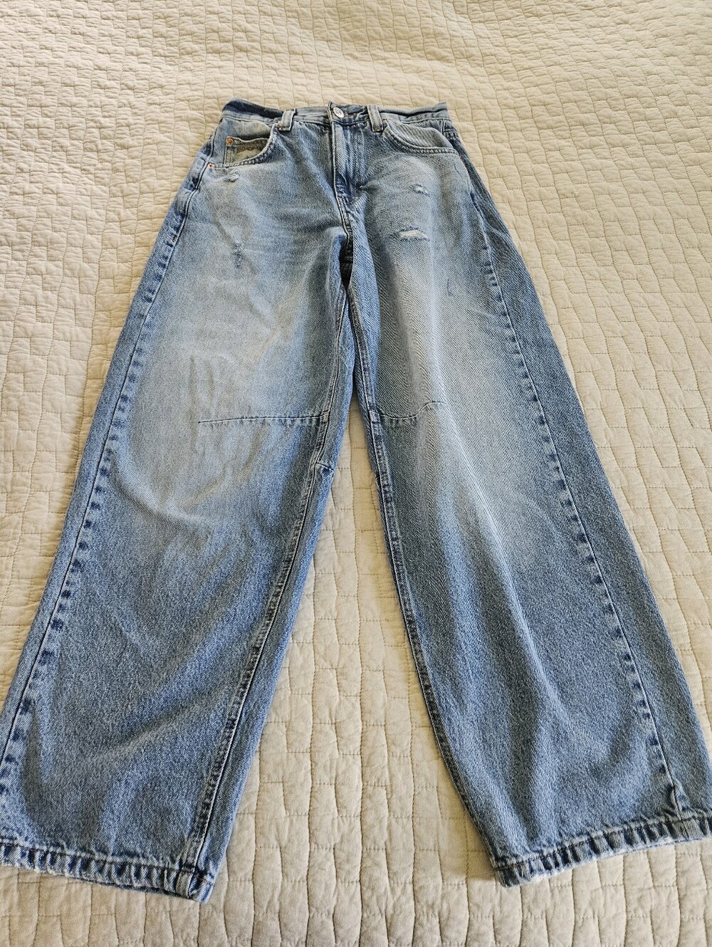 Urban Outfitters BDG Logan Buckle Baggy Barrel Jeans 26